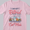 I'm Professional Cat Mom - Personalized Cat T-shirt